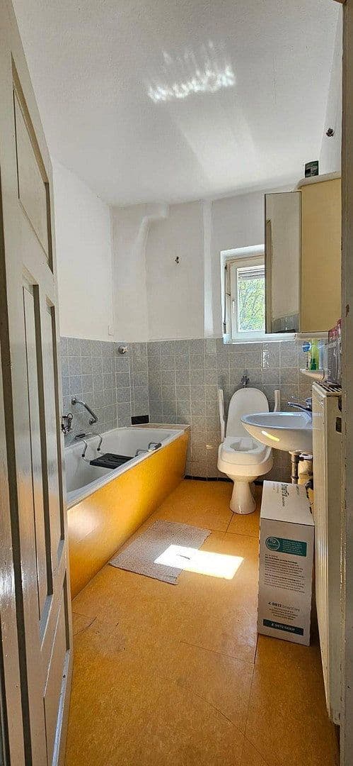 Prenájom bytu 3-izbový 70 m², Lauterecken, Porýnie-Falcko Prenájom bytu 3-izbový 70 m², Lauterecken, Porýnie-Falcko