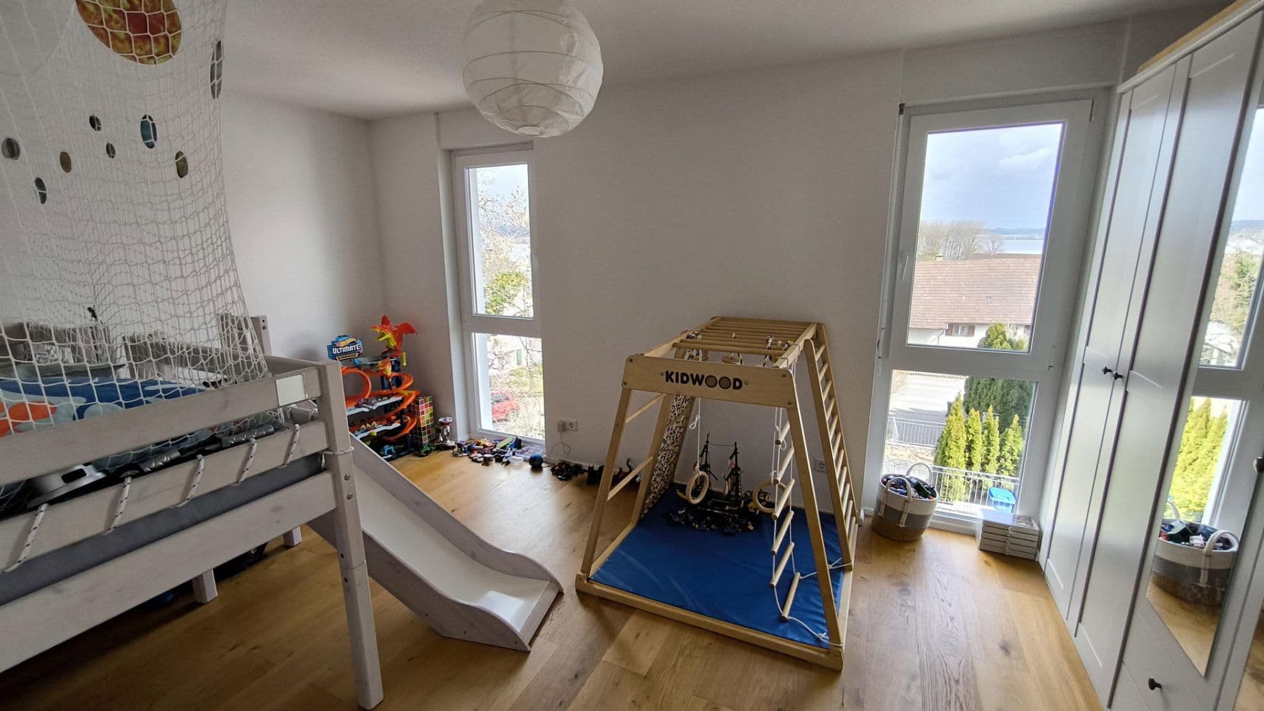 Prenájom domu 157 m², pozemok 330 m², Gaienhofen, Bádensko-Wurttembersko Prenájom domu 157 m², pozemok 330 m², Gaienhofen, Bádensko-Wurttembersko