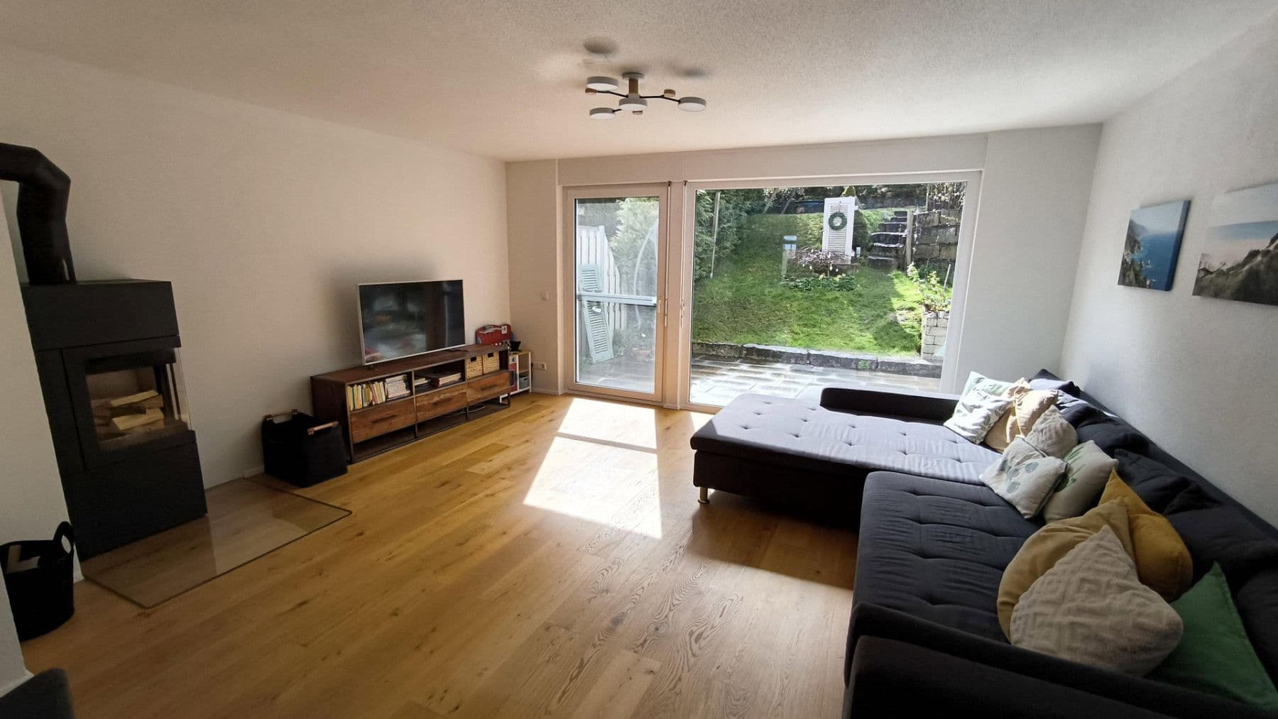 Prenájom domu 157 m², pozemok 330 m², Gaienhofen, Bádensko-Wurttembersko Prenájom domu 157 m², pozemok 330 m², Gaienhofen, Bádensko-Wurttembersko