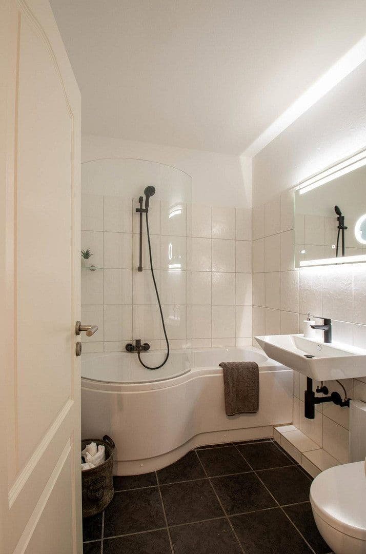 Predaj bytu 2-izbový 64 m², Adendorf, Dolné Sasko Predaj bytu 2-izbový 64 m², Adendorf, Dolné Sasko