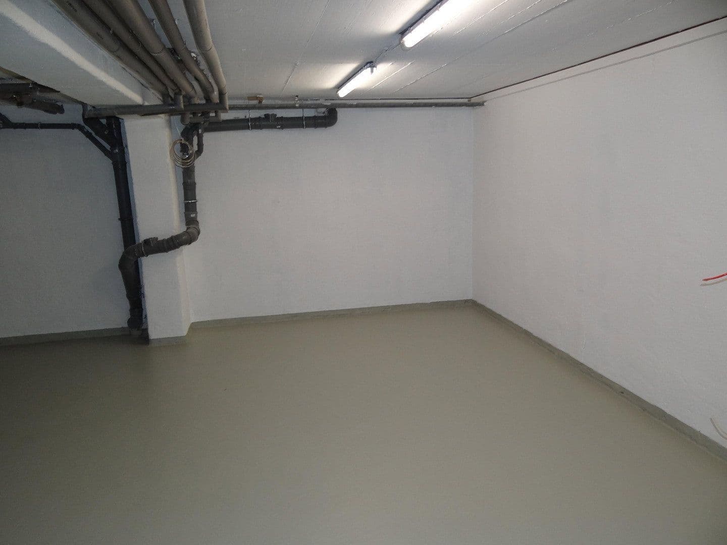 Predaj domu 524 m², pozemok 1.355 m², Heidenheim an der Brenz, Bádensko-Wurttembersko Predaj domu 524 m², pozemok 1.355 m², Heidenheim an der Brenz, Bádensko-Wurttembersko