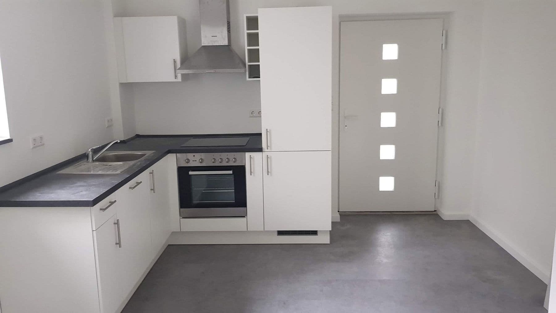 Predaj domu 524 m², pozemok 1.355 m², Heidenheim an der Brenz, Bádensko-Wurttembersko Predaj domu 524 m², pozemok 1.355 m², Heidenheim an der Brenz, Bádensko-Wurttembersko