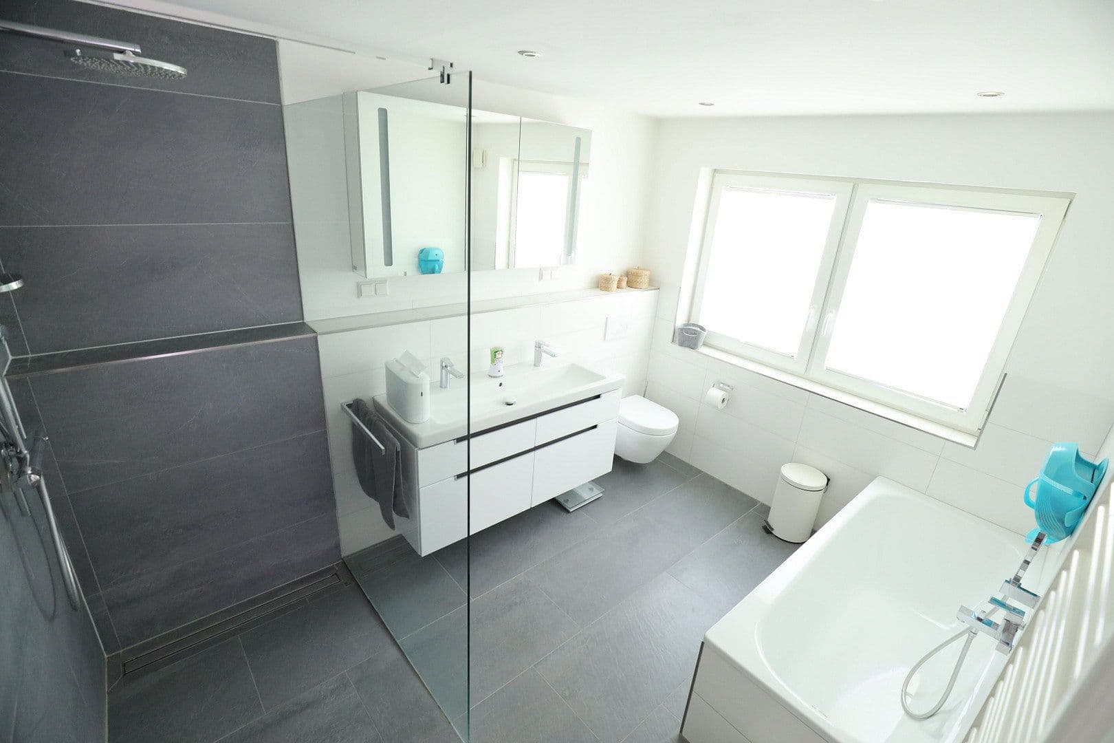 Predaj domu 280 m², pozemok 936 m², Steinbruchstrasse 29, Hannover, Dolné Sasko Predaj domu 280 m², pozemok 936 m², Steinbruchstrasse 29, Hannover, Dolné Sasko