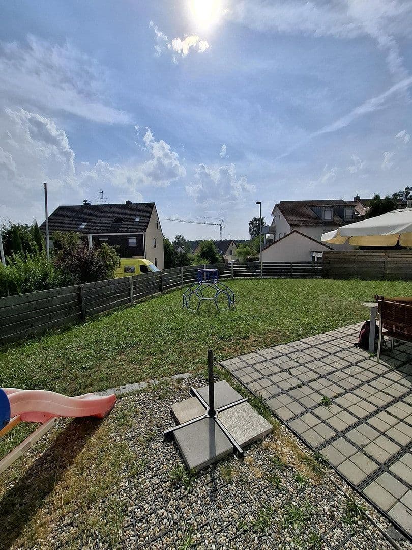 Prenájom bytu 2-izbový 65 m², Faust-Von-Stromberg-Str. 44, Erlangen, Bavorsko Prenájom bytu 2-izbový 65 m², Faust-Von-Stromberg-Str. 44, Erlangen, Bavorsko