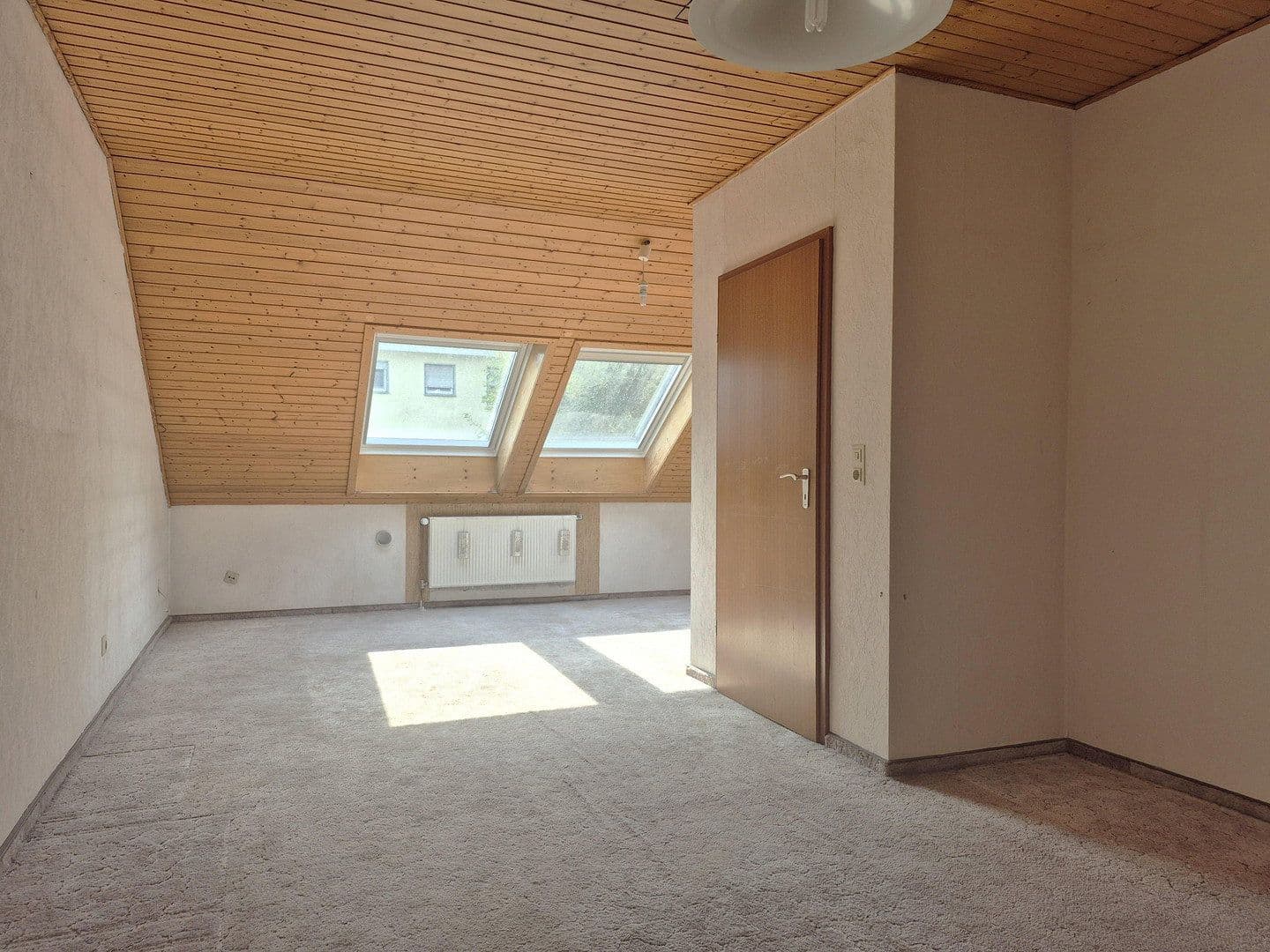 Predaj domu 145 m², pozemok 149 m², Rödermark, Hesensko Predaj domu 145 m², pozemok 149 m², Rödermark, Hesensko