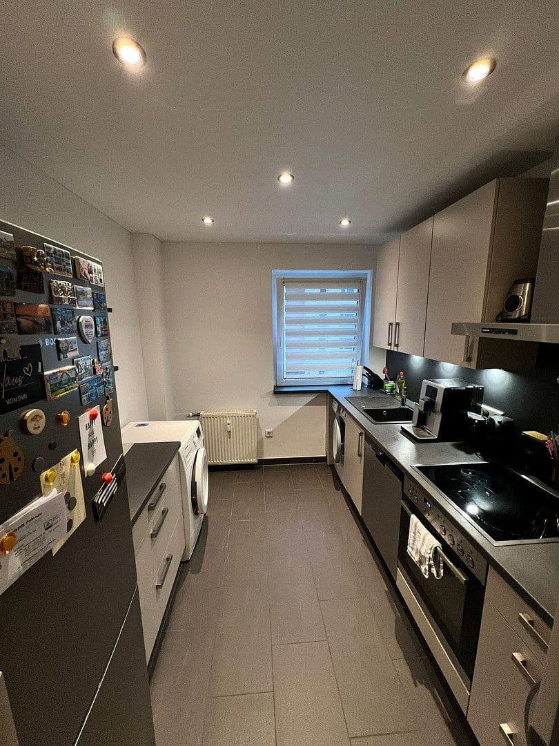 Prenájom bytu 3-izbový 65 m², Oldenburger Str. 24, Düsseldorf, Severné Porýnie - Westfálsko Prenájom bytu 3-izbový 65 m², Oldenburger Str. 24, Düsseldorf, Severné Porýnie - Westfálsko