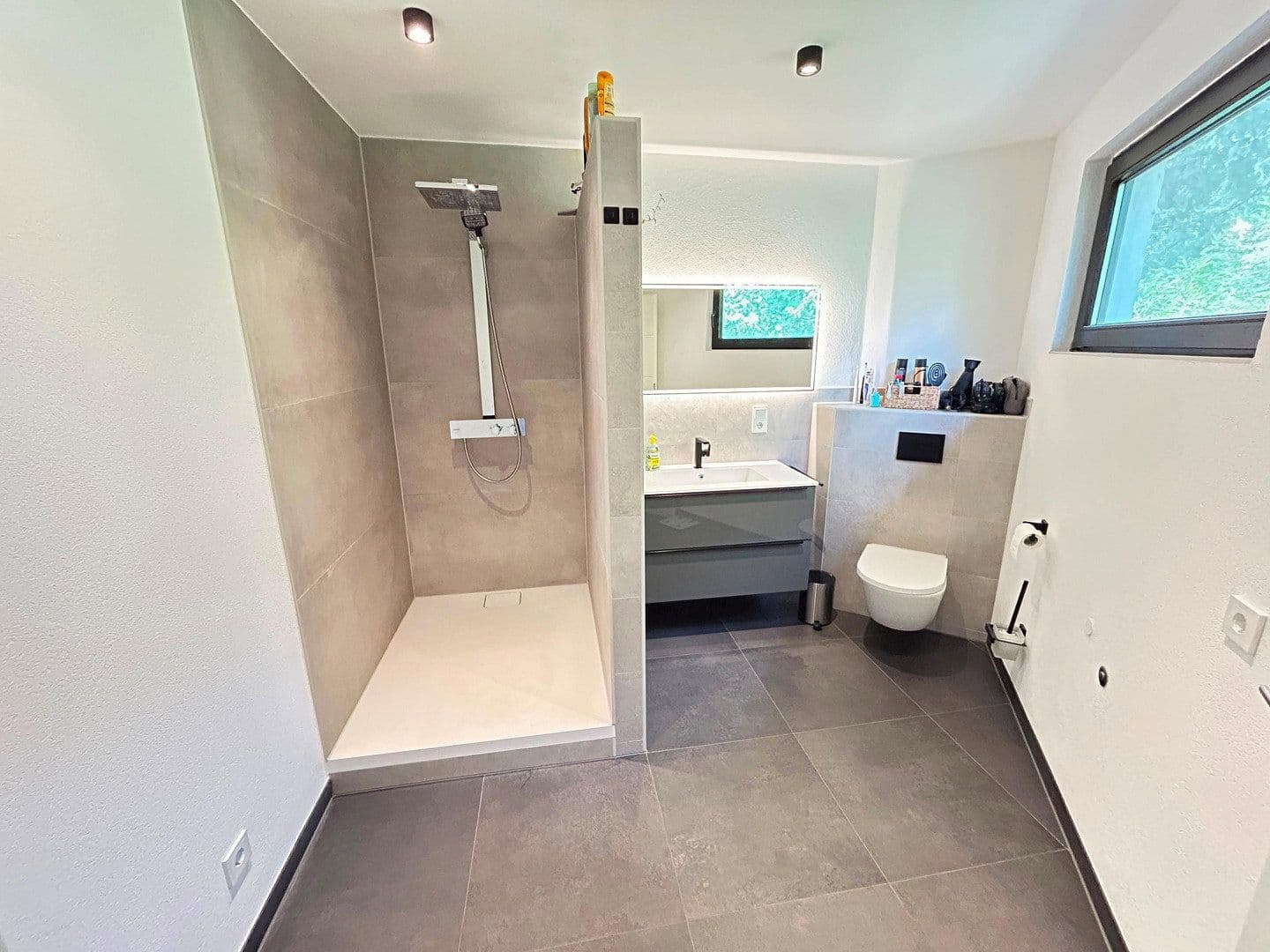 Predaj domu 386 m², pozemok 3.087 m², Mertesheim, Porýnie-Falcko Predaj domu 386 m², pozemok 3.087 m², Mertesheim, Porýnie-Falcko