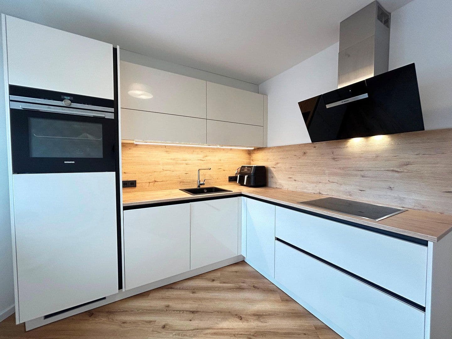 Predaj domu 386 m², pozemok 3.087 m², Mertesheim, Porýnie-Falcko Predaj domu 386 m², pozemok 3.087 m², Mertesheim, Porýnie-Falcko