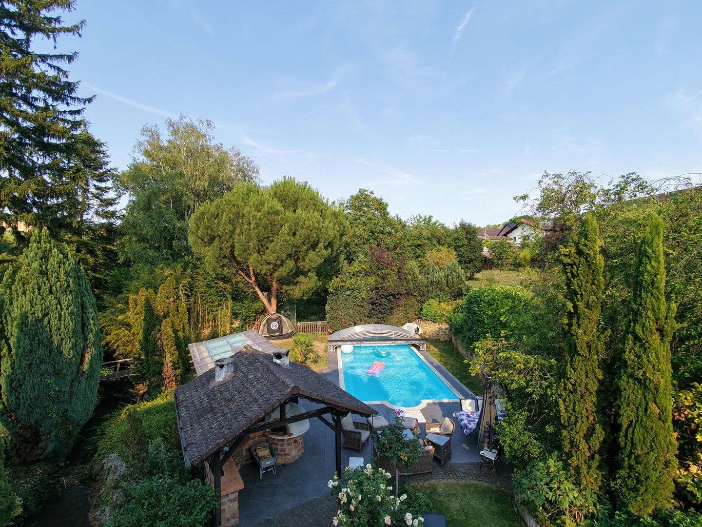 Predaj domu 386 m², pozemok 3.087 m², Mertesheim, Porýnie-Falcko Predaj domu 386 m², pozemok 3.087 m², Mertesheim, Porýnie-Falcko