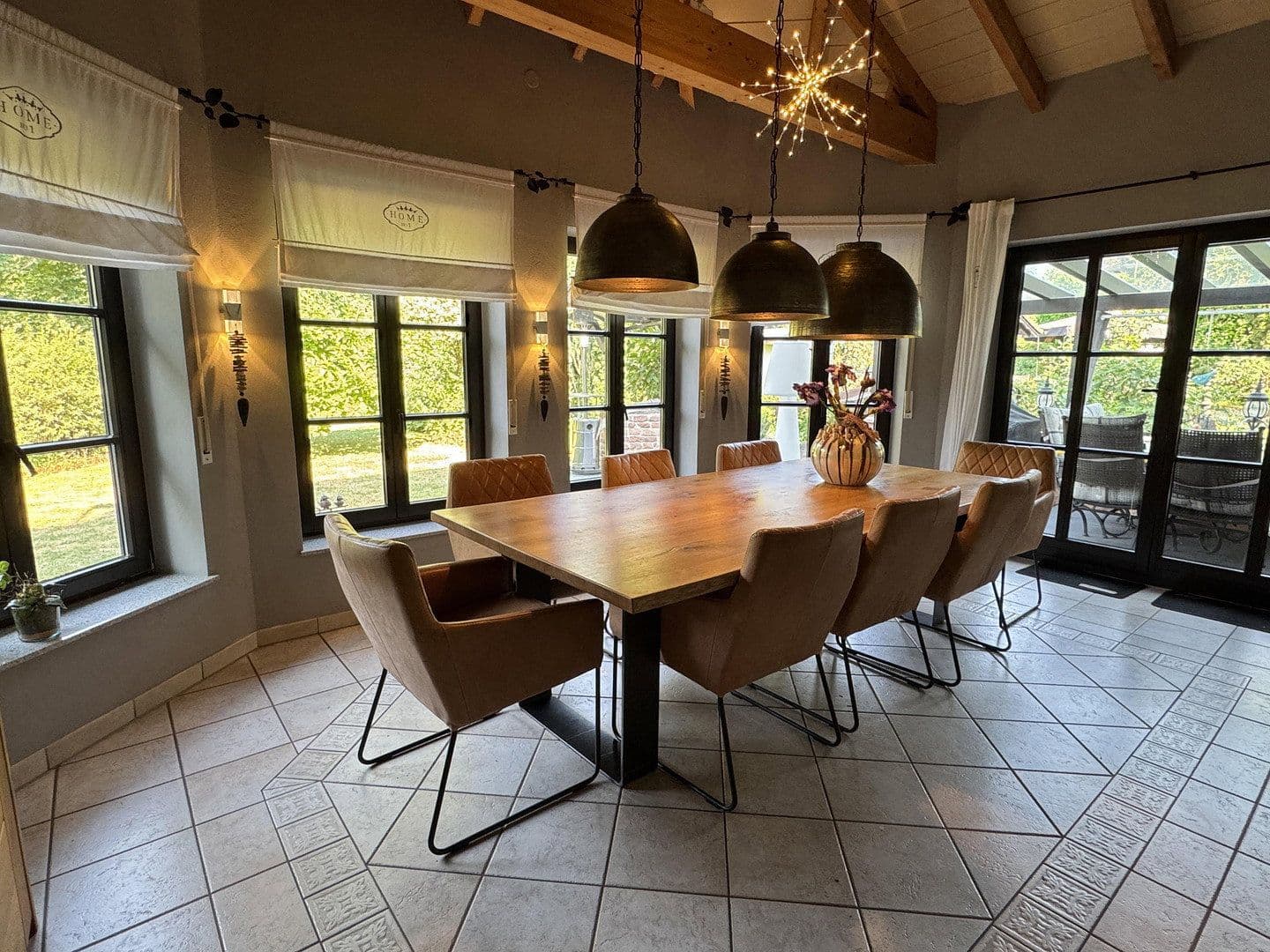 Predaj domu 386 m², pozemok 3.087 m², Mertesheim, Porýnie-Falcko Predaj domu 386 m², pozemok 3.087 m², Mertesheim, Porýnie-Falcko