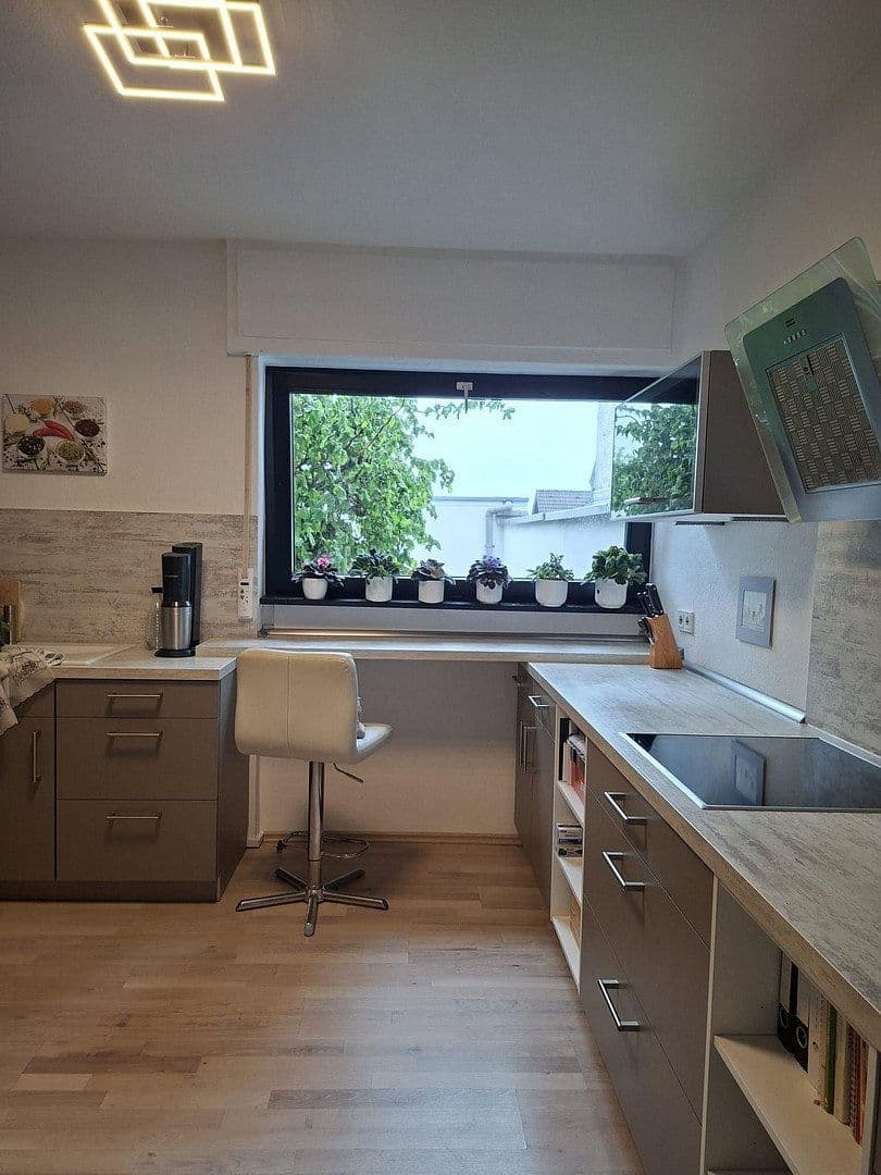 Predaj domu 130 m², pozemok 389 m², Hennef (Sieg), Severné Porýnie - Westfálsko Predaj domu 130 m², pozemok 389 m², Hennef (Sieg), Severné Porýnie - Westfálsko