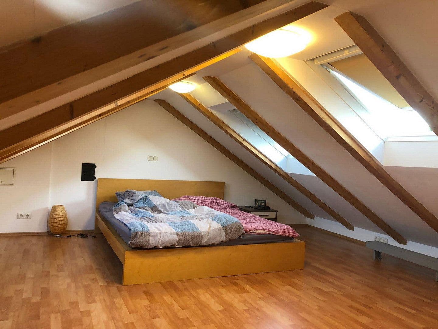 Predaj domu 104 m², pozemok 188 m², Sinzingerstraße 10, Fürstenfeldbruck, Bavorsko Predaj domu 104 m², pozemok 188 m², Sinzingerstraße 10, Fürstenfeldbruck, Bavorsko