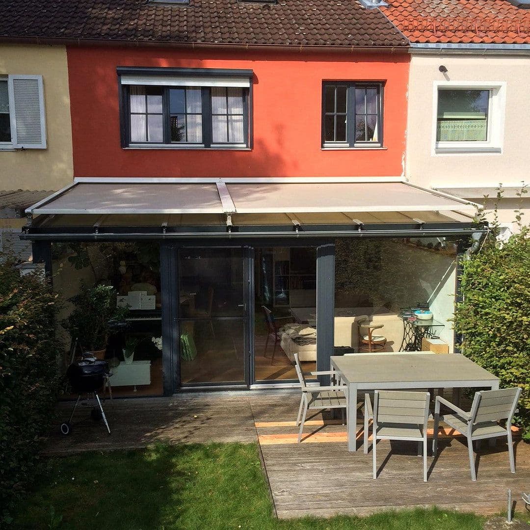 Predaj domu 104 m², pozemok 188 m², Sinzingerstraße 10, Fürstenfeldbruck, Bavorsko Predaj domu 104 m², pozemok 188 m², Sinzingerstraße 10, Fürstenfeldbruck, Bavorsko
