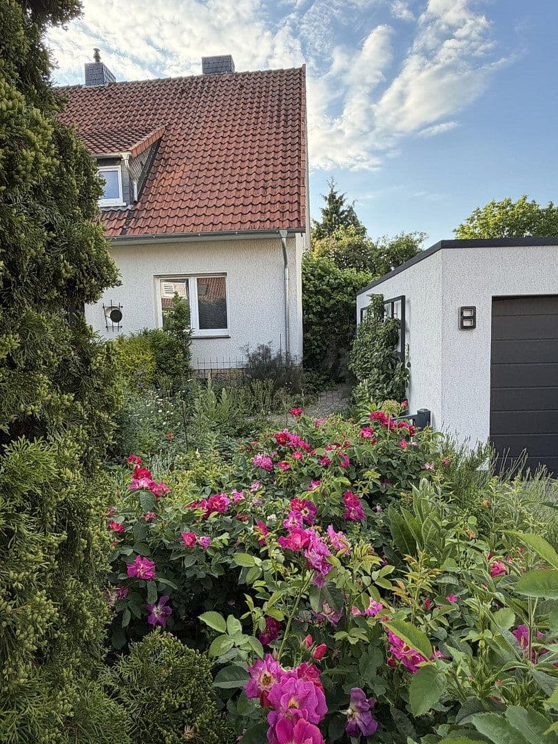 Predaj domu 173 m², pozemok 766 m², Wunstorf, Dolné Sasko Predaj domu 173 m², pozemok 766 m², Wunstorf, Dolné Sasko