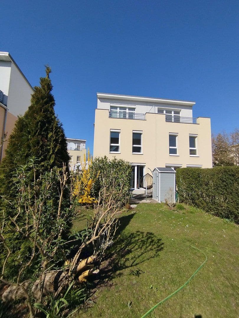 Predaj domu 146 m², pozemok 270 m², Berlin, Berlín Predaj domu 146 m², pozemok 270 m², Berlin, Berlín