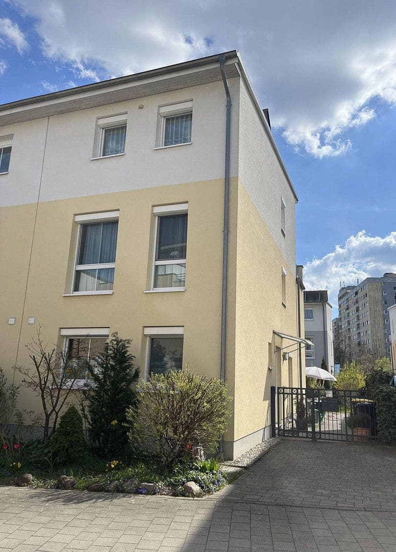 Predaj domu 146 m², pozemok 270 m², Berlin, Berlín Predaj domu 146 m², pozemok 270 m², Berlin, Berlín