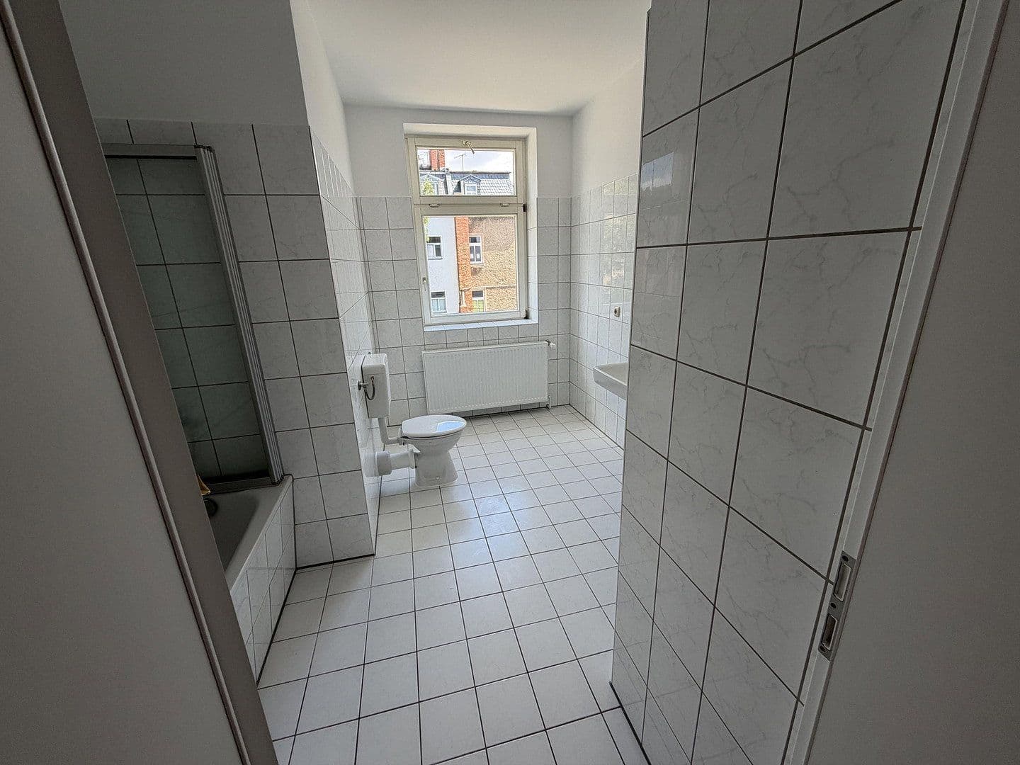 Prenájom bytu 2-izbový 82 m², Milchinselstraße 2, Erfurt, Durínsko Prenájom bytu 2-izbový 82 m², Milchinselstraße 2, Erfurt, Durínsko