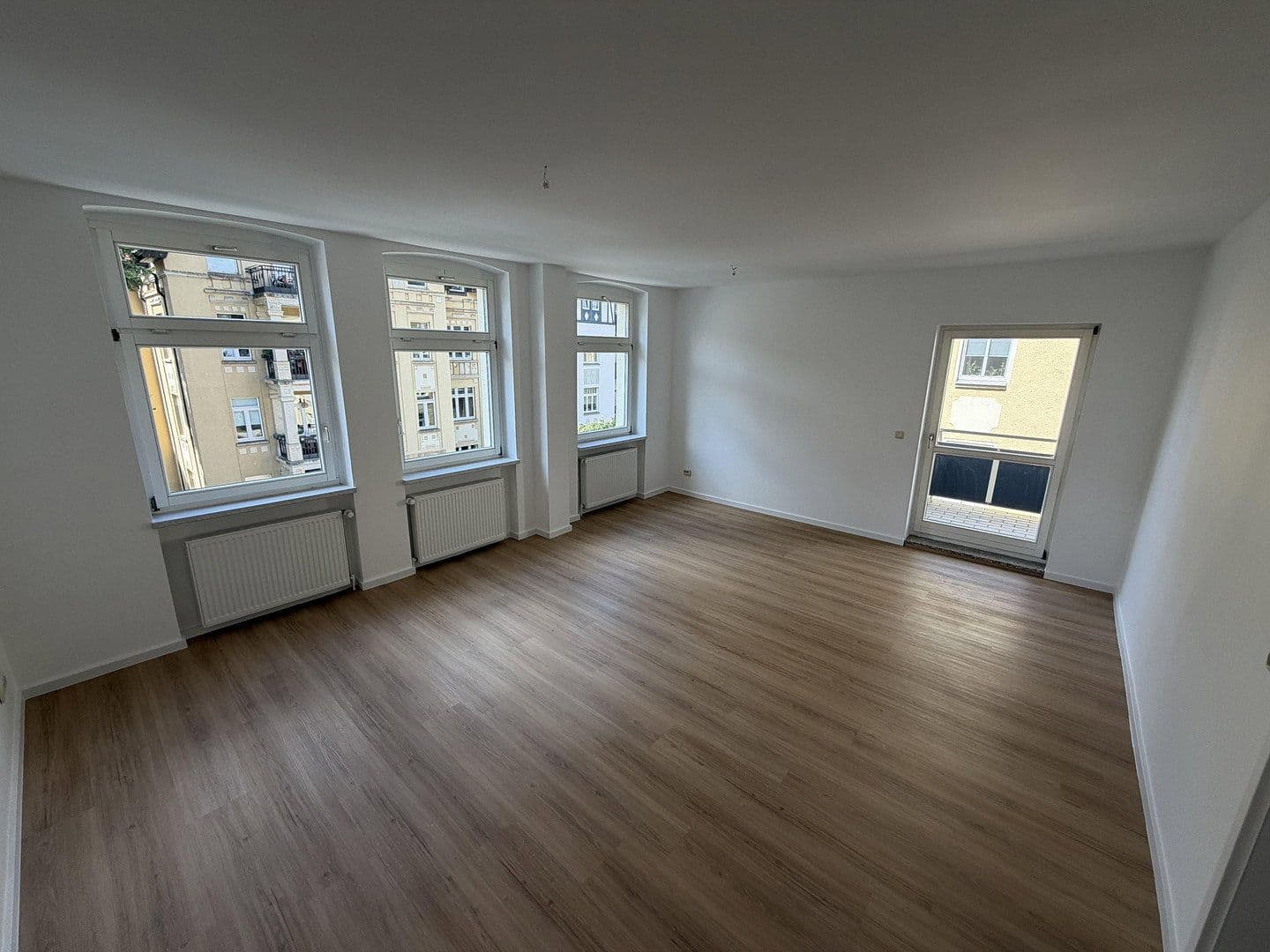 Prenájom bytu 2-izbový 82 m², Milchinselstraße 2, Erfurt, Durínsko Prenájom bytu 2-izbový 82 m², Milchinselstraße 2, Erfurt, Durínsko