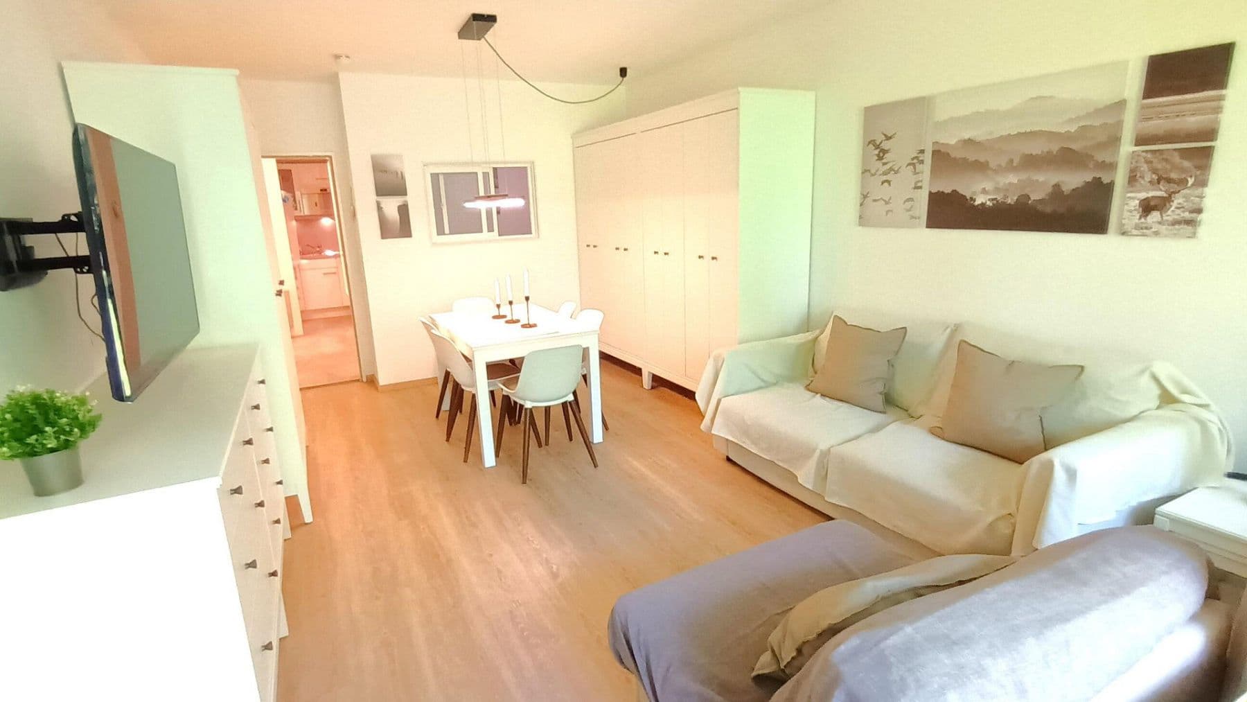 Prenájom bytu 2-izbový 46 m², München, Bavorsko Prenájom bytu 2-izbový 46 m², München, Bavorsko