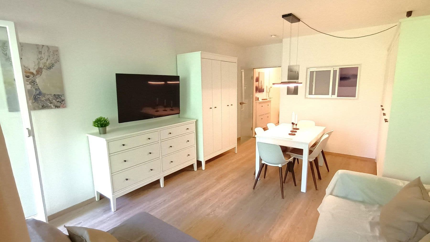 Prenájom bytu 2-izbový 46 m², München, Bavorsko Prenájom bytu 2-izbový 46 m², München, Bavorsko