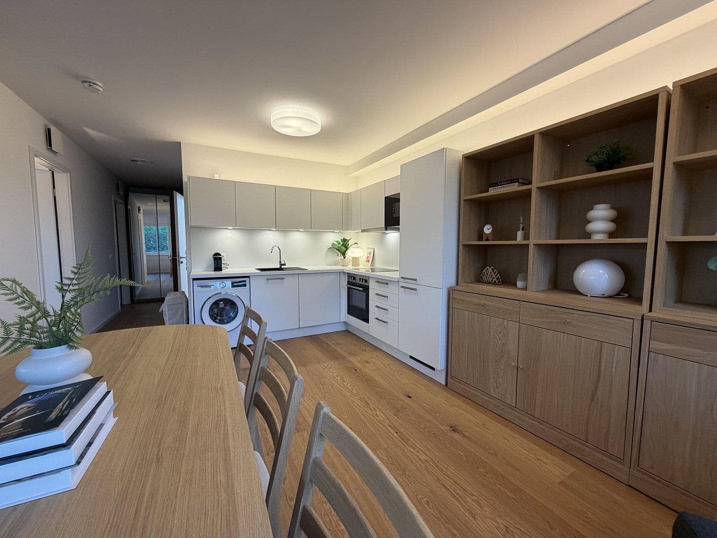 Prenájom bytu 3-izbový 72 m², Pasewalker str. 96, Berlin, Berlín Prenájom bytu 3-izbový 72 m², Pasewalker str. 96, Berlin, Berlín