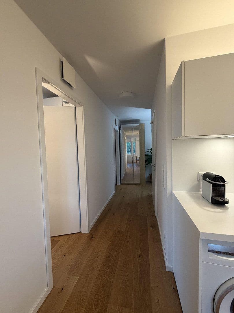 Prenájom bytu 3-izbový 72 m², Pasewalker str. 96, Berlin, Berlín Prenájom bytu 3-izbový 72 m², Pasewalker str. 96, Berlin, Berlín