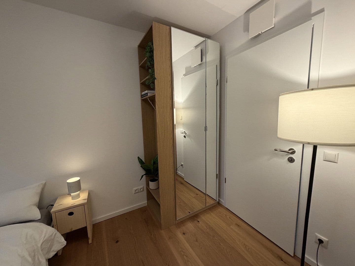 Prenájom bytu 3-izbový 72 m², Pasewalker str. 96, Berlin, Berlín Prenájom bytu 3-izbový 72 m², Pasewalker str. 96, Berlin, Berlín