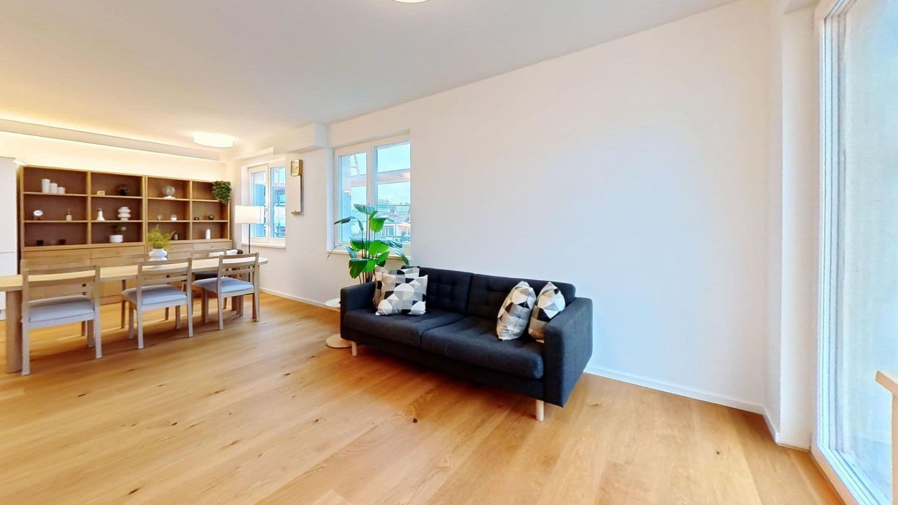 Prenájom bytu 3-izbový 72 m², Pasewalker str. 96, Berlin, Berlín Prenájom bytu 3-izbový 72 m², Pasewalker str. 96, Berlin, Berlín