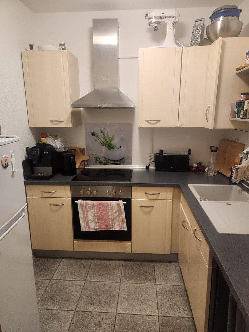 Prenájom bytu 14 m², Brodaer Straße 7, Neubrandenburg, Meklenbursko-Predpomoransko Prenájom bytu 14 m², Brodaer Straße 7, Neubrandenburg, Meklenbursko-Predpomoransko