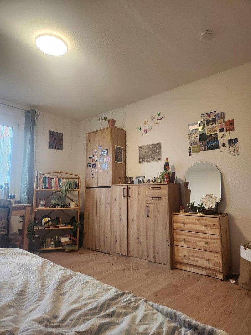 Prenájom bytu 14 m², Brodaer Straße 7, Neubrandenburg, Meklenbursko-Predpomoransko Prenájom bytu 14 m², Brodaer Straße 7, Neubrandenburg, Meklenbursko-Predpomoransko
