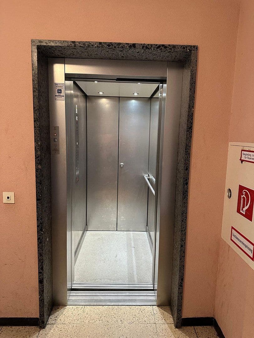 Predaj bytu 2-izbový 71 m², Maximilianstraße 12, Germering, Bavorsko Predaj bytu 2-izbový 71 m², Maximilianstraße 12, Germering, Bavorsko