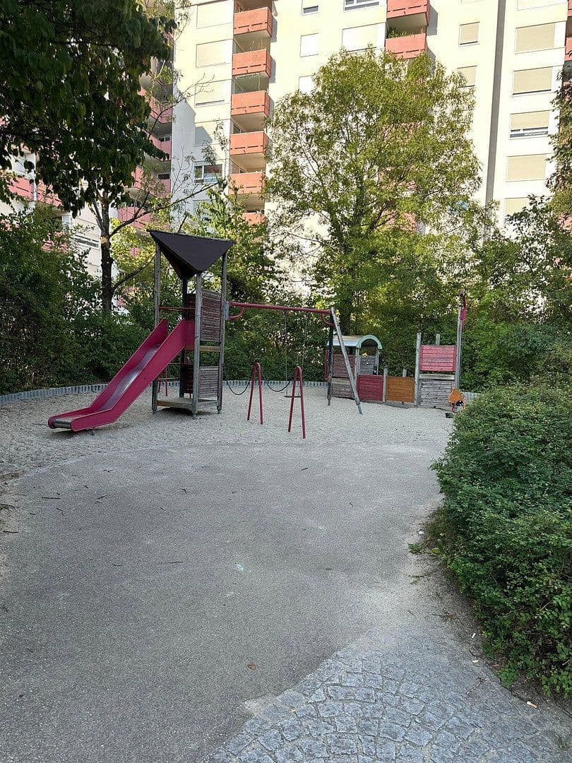 Predaj bytu 2-izbový 71 m², Maximilianstraße 12, Germering, Bavorsko Predaj bytu 2-izbový 71 m², Maximilianstraße 12, Germering, Bavorsko