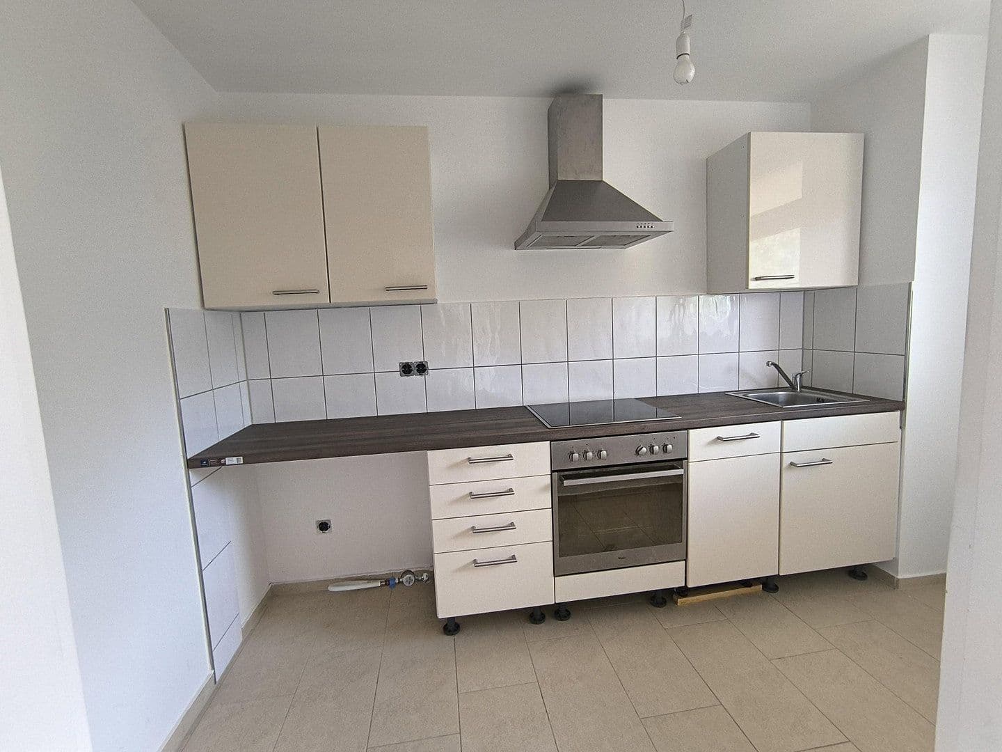Prenájom bytu 2-izbový 56 m², Bockelststrasse 119A, Stuttgart Heumaden, Bádensko-Wurttembersko Prenájom bytu 2-izbový 56 m², Bockelststrasse 119A, Stuttgart Heumaden, Bádensko-Wurttembersko