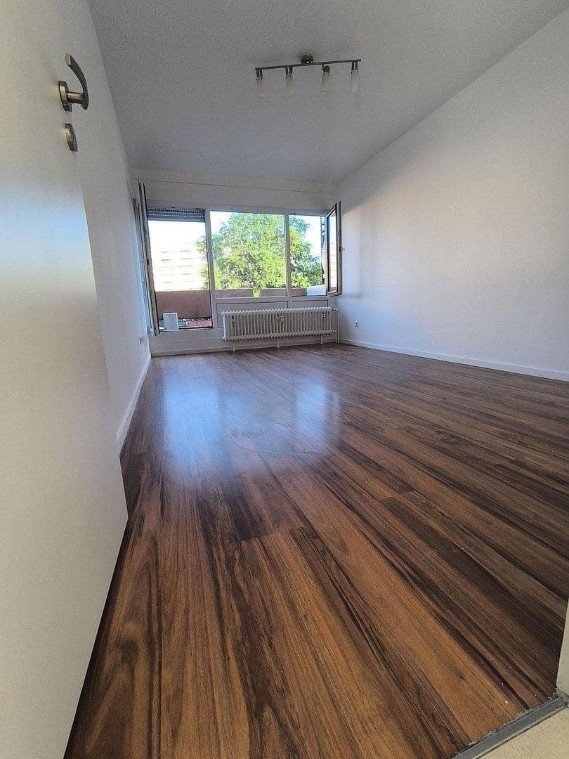 Prenájom bytu 2-izbový 56 m², Bockelststrasse 119A, Stuttgart Heumaden, Bádensko-Wurttembersko Prenájom bytu 2-izbový 56 m², Bockelststrasse 119A, Stuttgart Heumaden, Bádensko-Wurttembersko