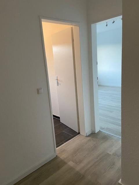 Prenájom bytu 2-izbový 49 m², Frankfurt am Main, Hesensko Prenájom bytu 2-izbový 49 m², Frankfurt am Main, Hesensko