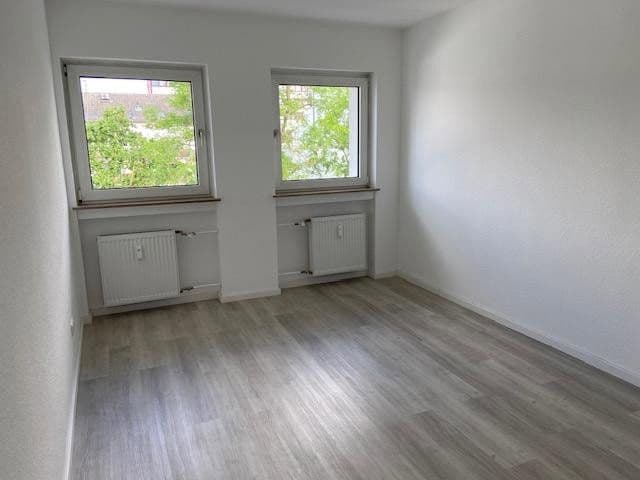 Prenájom bytu 2-izbový 49 m², Frankfurt am Main, Hesensko Prenájom bytu 2-izbový 49 m², Frankfurt am Main, Hesensko
