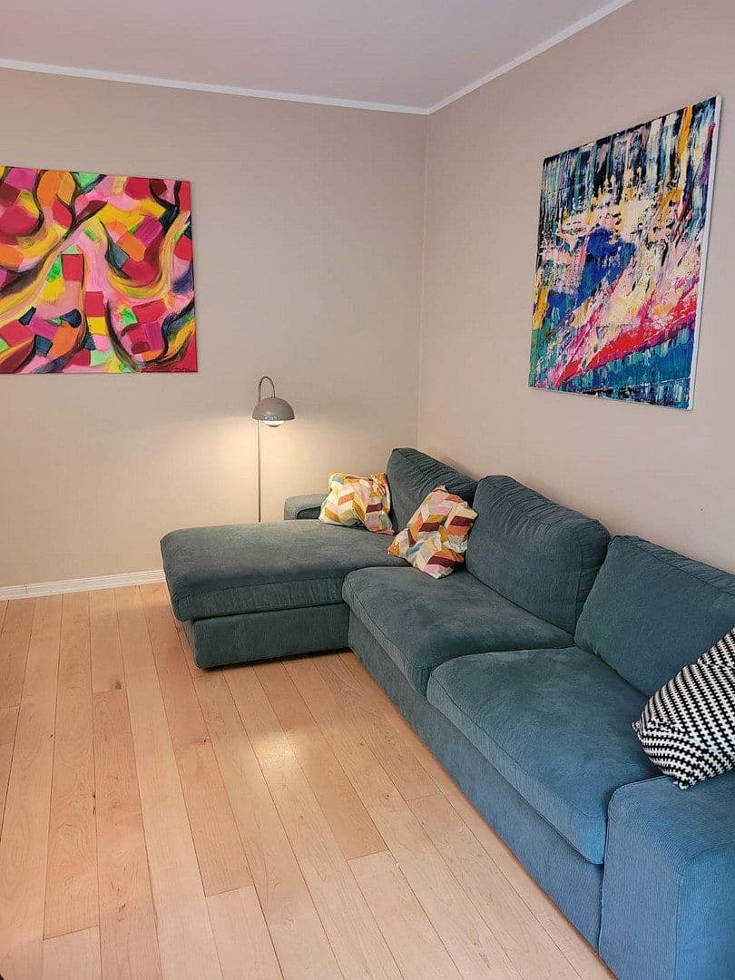 Predaj domu 159 m², pozemok 1.117 m², Kiel, Šlezvicko-Holštajnsko Predaj domu 159 m², pozemok 1.117 m², Kiel, Šlezvicko-Holštajnsko