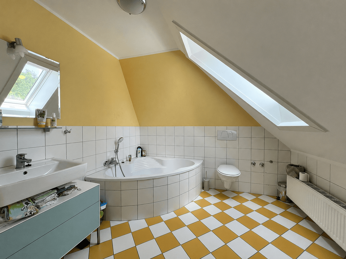 Predaj domu 159 m², pozemok 1.117 m², Kiel, Šlezvicko-Holštajnsko Predaj domu 159 m², pozemok 1.117 m², Kiel, Šlezvicko-Holštajnsko