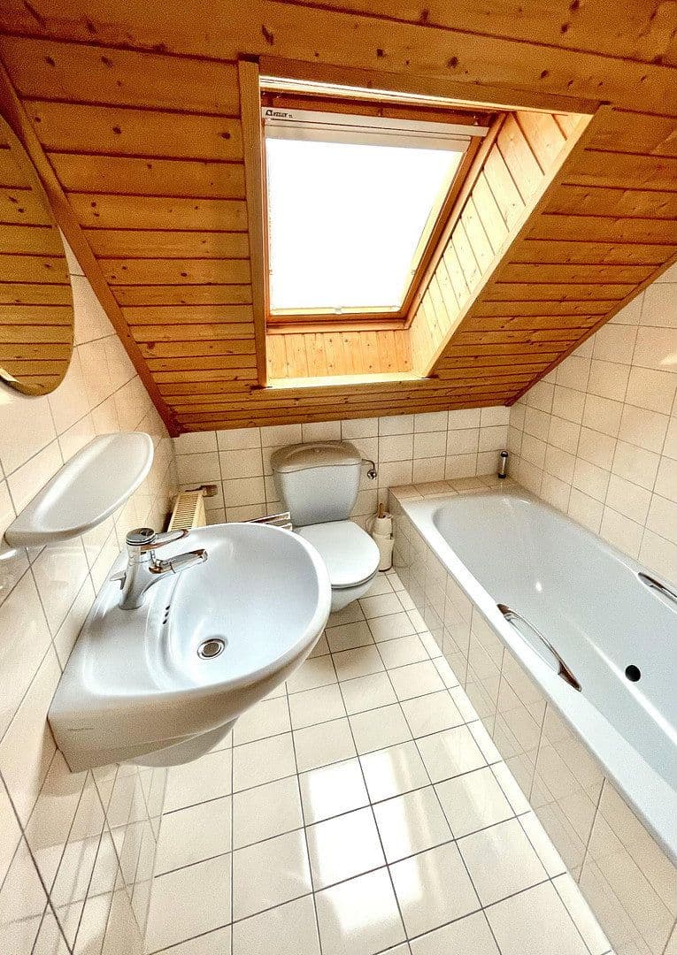 Predaj domu 240 m², pozemok 911 m², Roetgen, Severné Porýnie - Westfálsko Predaj domu 240 m², pozemok 911 m², Roetgen, Severné Porýnie - Westfálsko