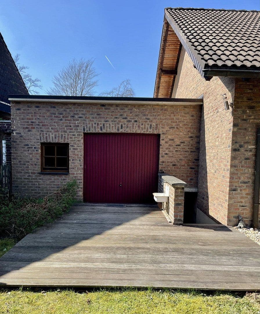 Predaj domu 240 m², pozemok 911 m², Roetgen, Severné Porýnie - Westfálsko Predaj domu 240 m², pozemok 911 m², Roetgen, Severné Porýnie - Westfálsko