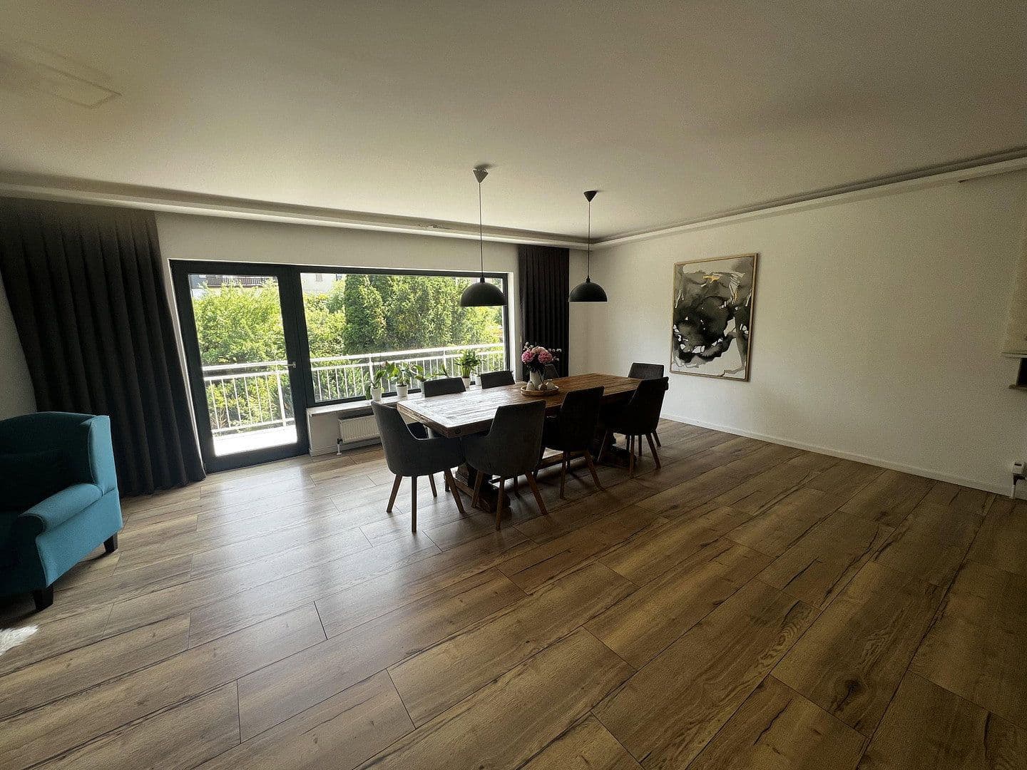 Predaj domu 275 m², pozemok 820 m², Schwalbacherstr 14, Idstein, Hesensko Predaj domu 275 m², pozemok 820 m², Schwalbacherstr 14, Idstein, Hesensko