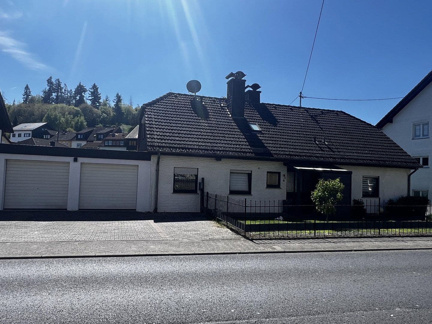 Predaj domu 275 m², pozemok 820 m², Schwalbacherstr 14, Idstein, Hesensko Predaj domu 275 m², pozemok 820 m², Schwalbacherstr 14, Idstein, Hesensko