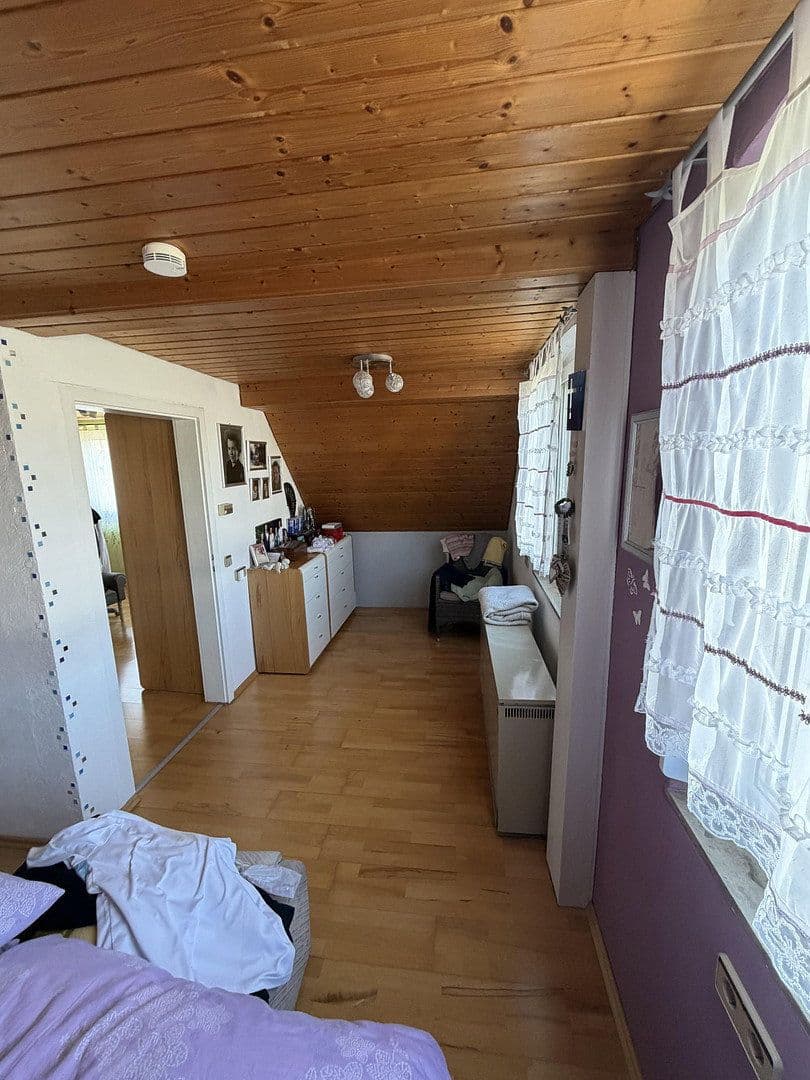 Predaj domu 140 m², pozemok 380 m², Göppingen, Bádensko-Wurttembersko Predaj domu 140 m², pozemok 380 m², Göppingen, Bádensko-Wurttembersko