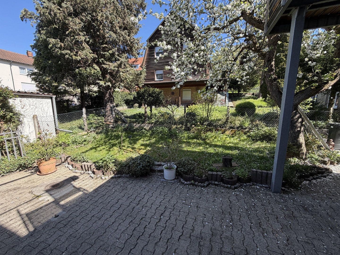 Predaj domu 140 m², pozemok 380 m², Göppingen, Bádensko-Wurttembersko Predaj domu 140 m², pozemok 380 m², Göppingen, Bádensko-Wurttembersko