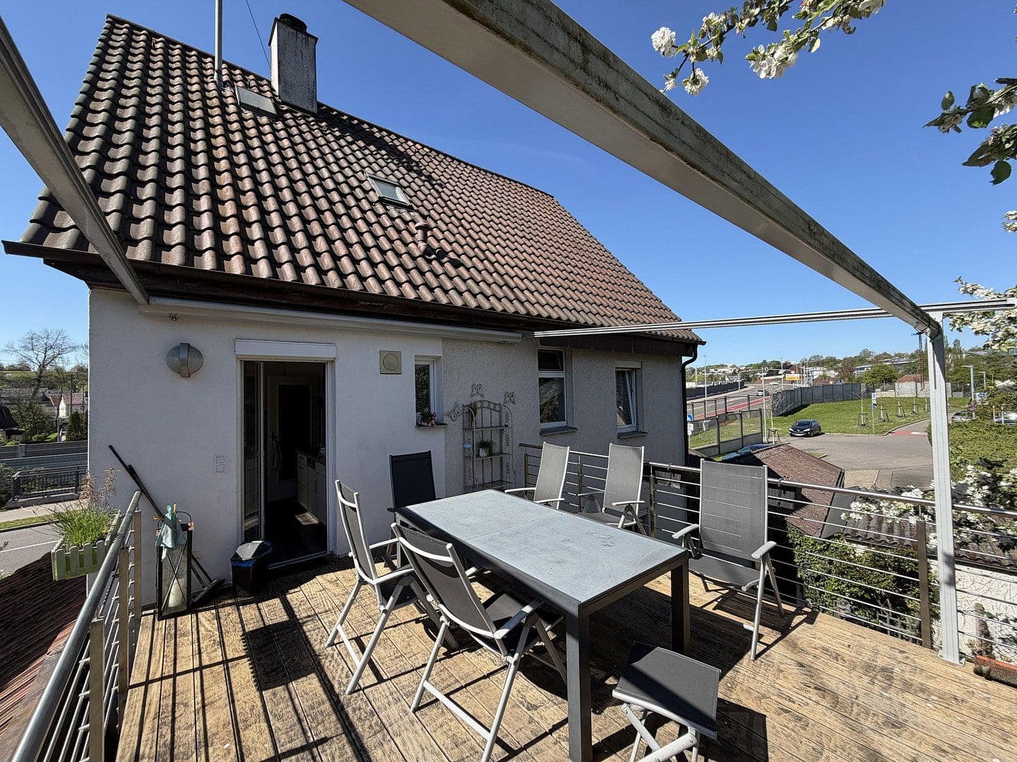 Predaj domu 140 m², pozemok 380 m², Göppingen, Bádensko-Wurttembersko Predaj domu 140 m², pozemok 380 m², Göppingen, Bádensko-Wurttembersko