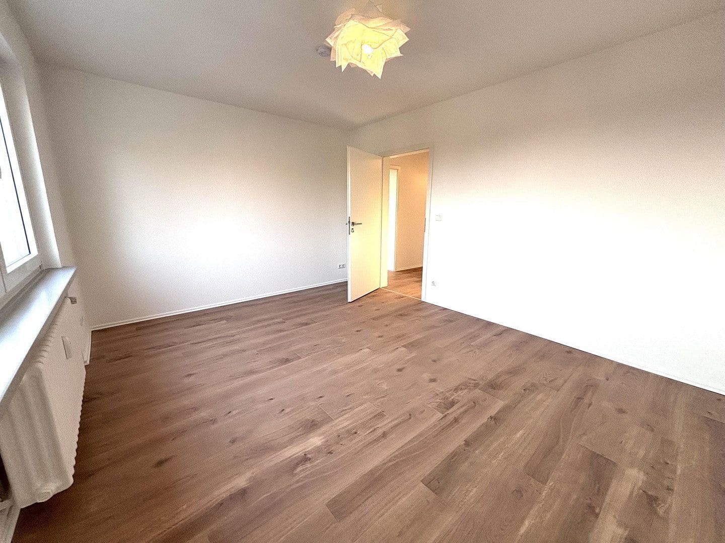 Predaj bytu 3-izbový 75 m², Göttingen, Dolné Sasko Predaj bytu 3-izbový 75 m², Göttingen, Dolné Sasko