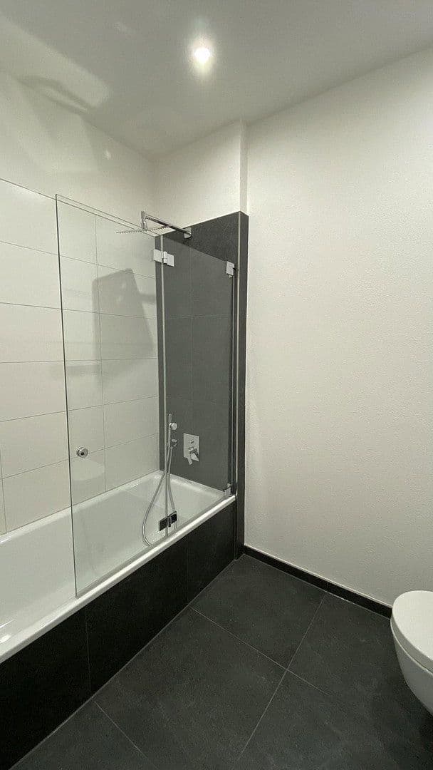 Prenájom bytu 3-izbový 75 m², Kirchstraße 3, Langenargen, Bádensko-Wurttembersko Prenájom bytu 3-izbový 75 m², Kirchstraße 3, Langenargen, Bádensko-Wurttembersko