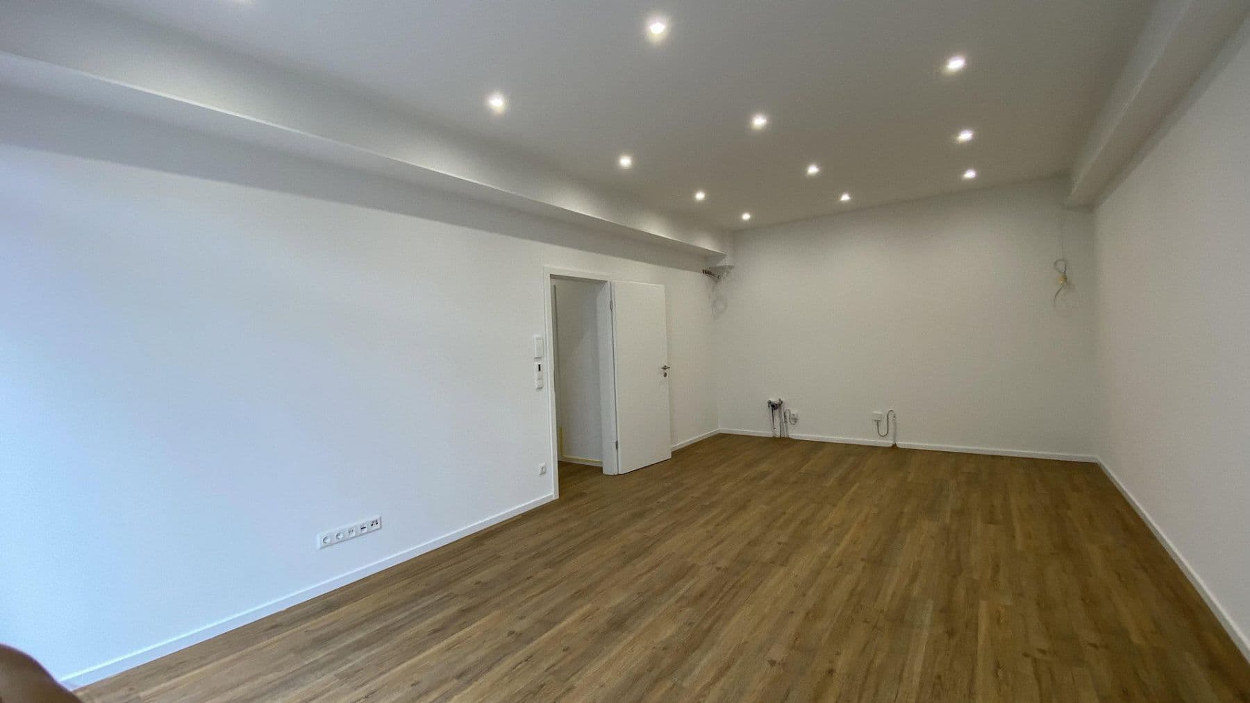 Prenájom bytu 3-izbový 75 m², Kirchstraße 3, Langenargen, Bádensko-Wurttembersko Prenájom bytu 3-izbový 75 m², Kirchstraße 3, Langenargen, Bádensko-Wurttembersko