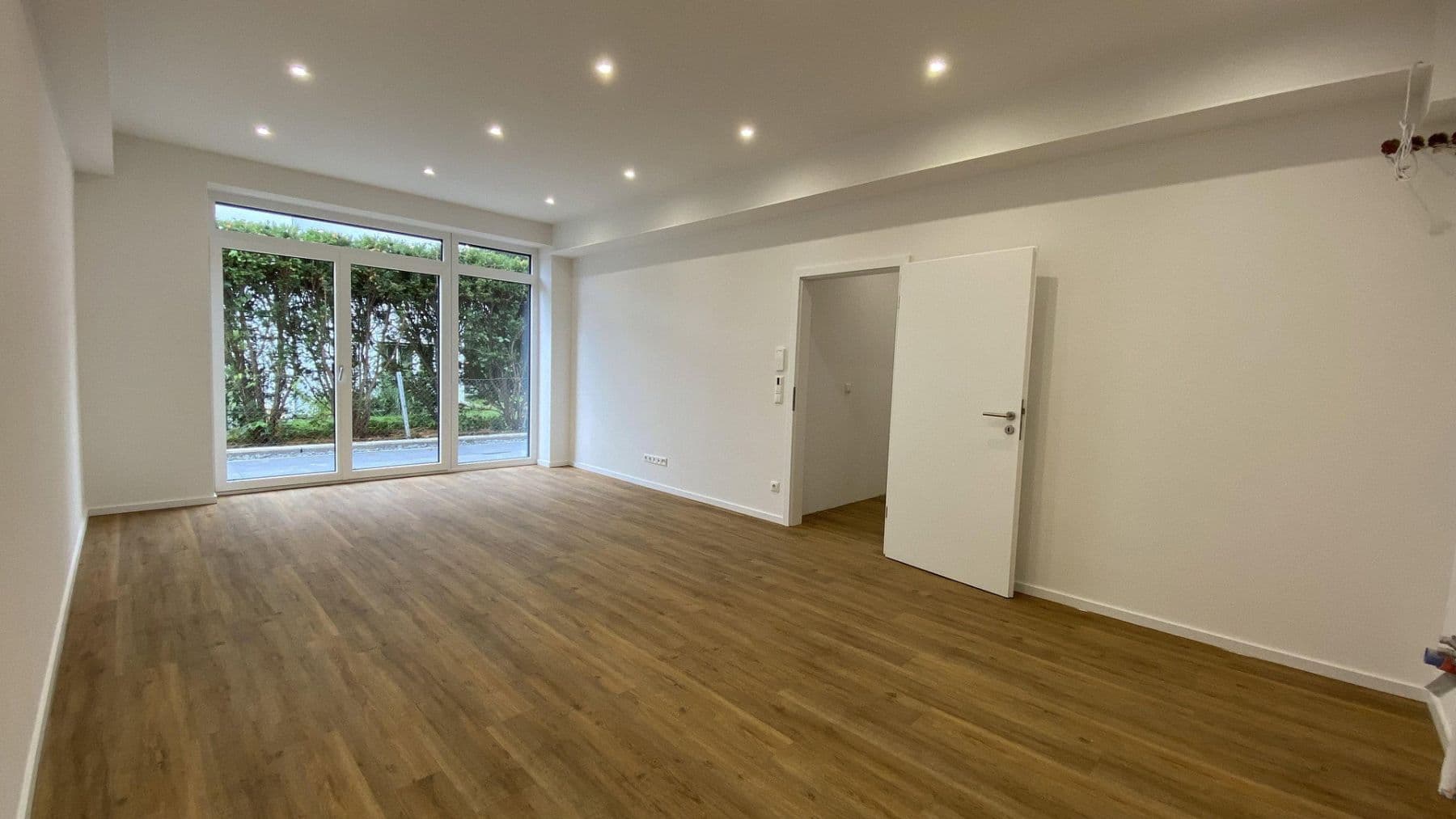 Prenájom bytu 3-izbový 75 m², Kirchstraße 3, Langenargen, Bádensko-Wurttembersko Prenájom bytu 3-izbový 75 m², Kirchstraße 3, Langenargen, Bádensko-Wurttembersko