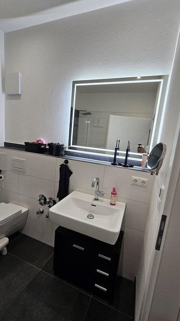 Prenájom bytu 3-izbový 75 m², Kirchstraße 3, Langenargen, Bádensko-Wurttembersko Prenájom bytu 3-izbový 75 m², Kirchstraße 3, Langenargen, Bádensko-Wurttembersko